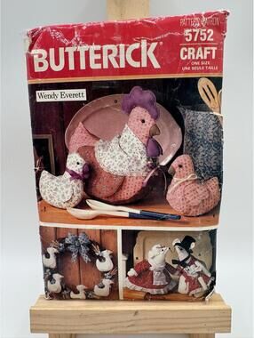 Butterick 454 Craft Pattern  Country Decoration Chicken Mouse Chick UNCUT
